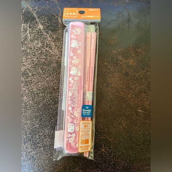 Sanrio Hello Kitty Chopsticks With Case - Picture 1 of 5